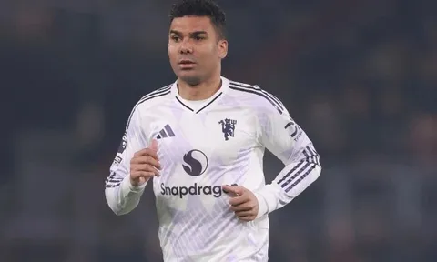 Bến đỗ bất ngờ mở ra với Casemiro