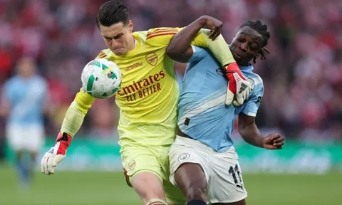 Arteta trả giá vì chọn Kepa