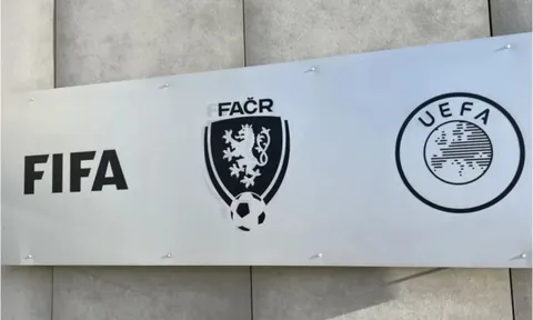 Bê bối rúng động bóng đá châu Âu