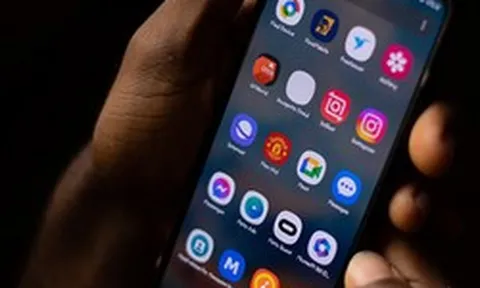 Ngân hàng khuyến cáo gỡ ngay các ứng dụng sau để tiếp tục giao dịch