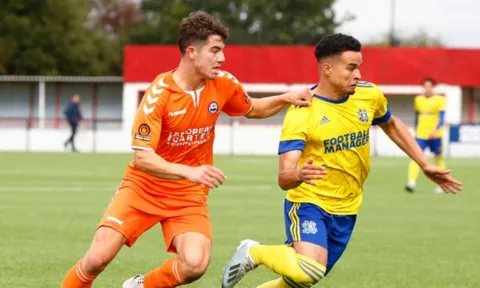 Đội bóng Anh nộp đơn xin xuống hạng