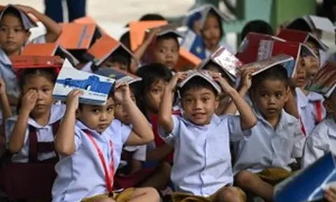 Philippines: Thí điểm năm học ba học kỳ
