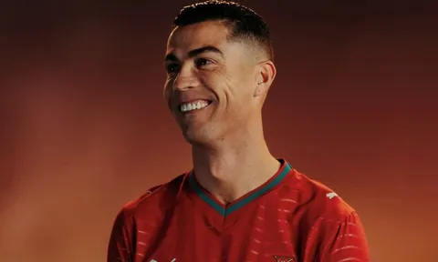 Chiếc áo đấu World Cup cuối cùng của Ronaldo