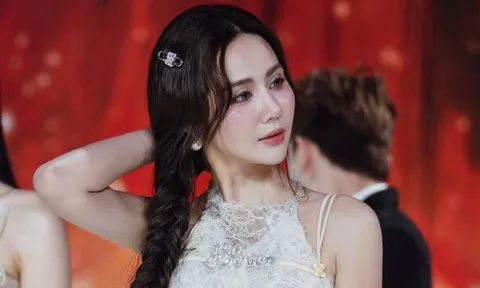 Thổn thức với visual nữ tính của Huyền Lizzie