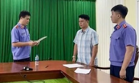 Khởi tố, bắt tạm giam Phó Thủ trưởng Cơ quan CSĐT Công an huyện Trà Ôn, tỉnh Vĩnh Long (cũ) và điều tra viên