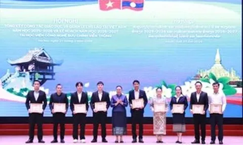 Hợp tác giáo dục giữa Việt Nam và Lào ngày càng được củng cố