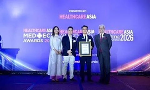 Long Châu tiếp tục là nhà thuốc Việt Nam duy nhất thắng giải thưởng lớn tại Healthcare Asia Pharma Award