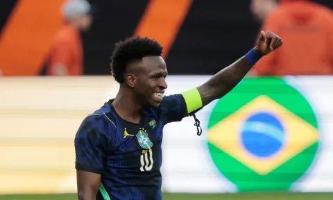 Vinicius bị chỉ trích