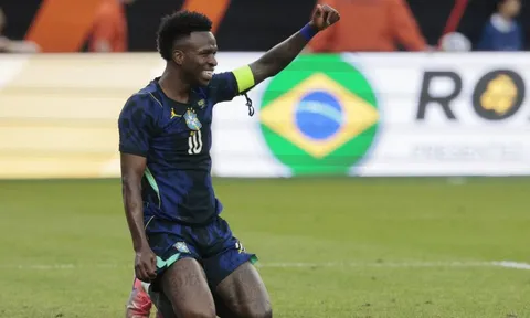 Vinicius Jr là cỗ máy kiếm tiền mới của bóng đá