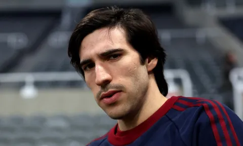 MU rộng cửa mua Tonali