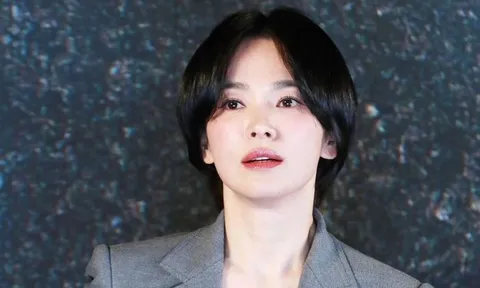 Song Hye Kyo có hành động đặc biệt dành cho người bạn thân 20 năm