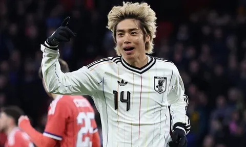 Tuyển Nhật Bản gây kinh ngạc