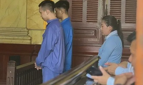 Sự thật phía sau cam kết mua bán được mọi loại ngoại tệ của 3 thanh niên trẻ