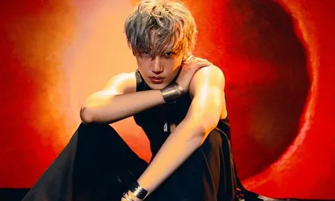 Thành viên nhóm nhạc EXO gặp tình huống dở khóc dở cười ngay trên phố