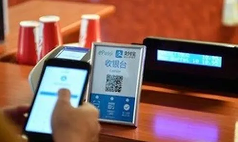 Tin cực vui với người bán hàng cho khách Trung Quốc