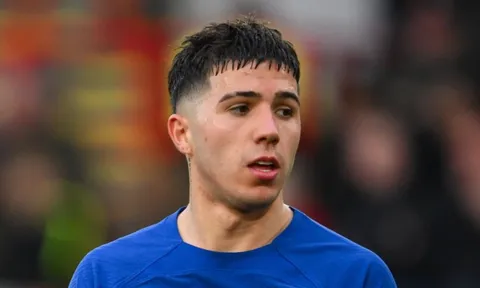Chelsea gạch tên Enzo Fernandez