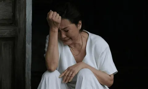 Hồng Đào đã rơi nước mắt