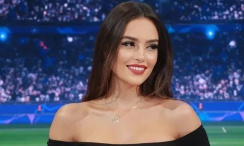 Cận cảnh nhan sắc MC xinh đẹp Eva Murati khiến fan bóng đá 'mất tập trung'