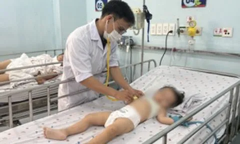 Chủng EV71 khiến ca tay chân miệng nặng tăng, TP.HCM dự phòng kịch bản quá tải