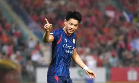 Đình Bắc lập cú đúp, CAHN tạo khoảng cách 10 điểm ở ngôi đầu