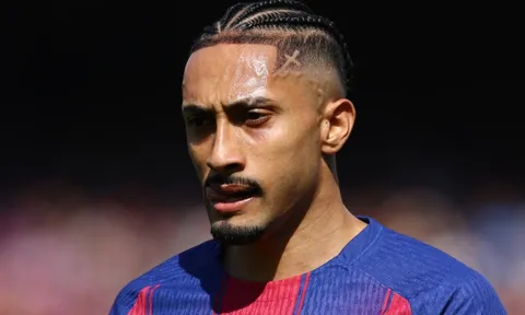 Số tiền ít ỏi FIFA bồi thường cho Barcelona