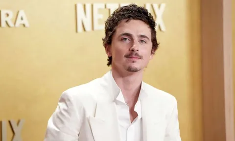 Timothée Chalamet lại gặp phải khoảnh khắc 'muối mặt'