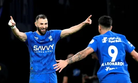 Đội của Ronaldo bị phả hơi nóng lên ngôi vô địch