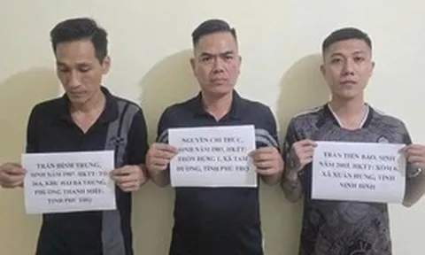 Nhân viên karaoke bị đánh đập, phải nhắn tin cho gia đình yêu cầu chuyển tiền