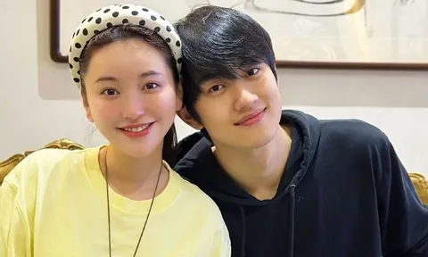 Nữ diễn viên nổi tiếng Trung Quốc kết hôn với bạn trai kém 17 tuổi