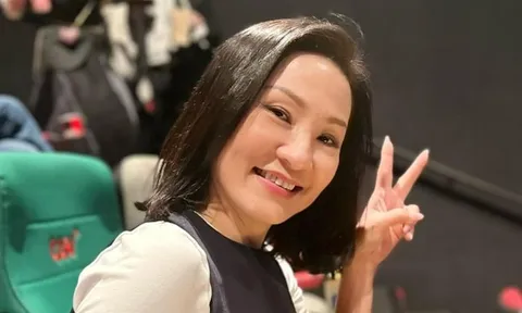 Hồng Đào phản ứng với người đàn ông đặc biệt gắn bó 40 năm