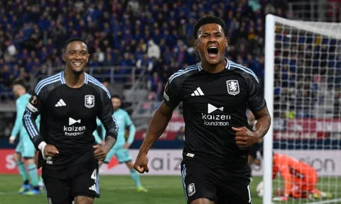 Ngày thi đấu thăng hoa của bóng đá Anh