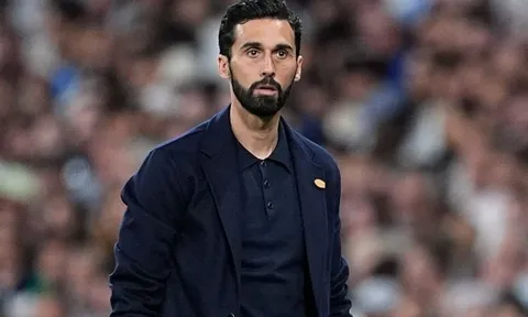 HLV Real Madrid nổi giận