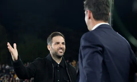 Trận đấu nghẹt thở của thầy trò Fabregas