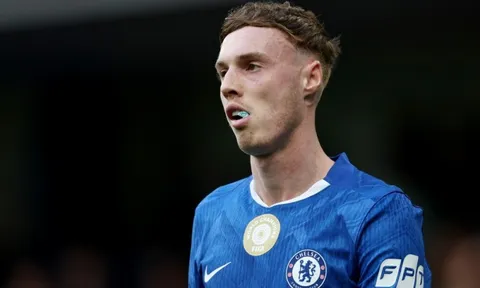 Quyết định lương thưởng gây bức xúc của Chelsea