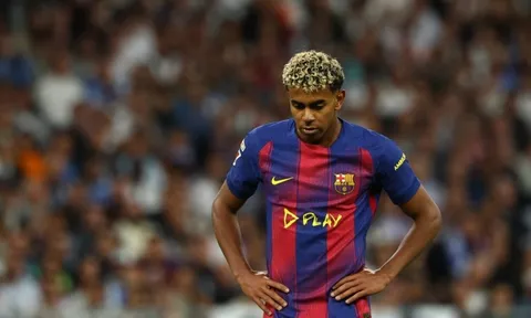 Barcelona bị loại đau đớn vì thiếu một người vụng về, chậm chạp