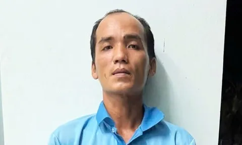 Bắt gã đàn ông xin đi nhờ xe rồi giở trò đồi bại với bé gái 12 tuổi