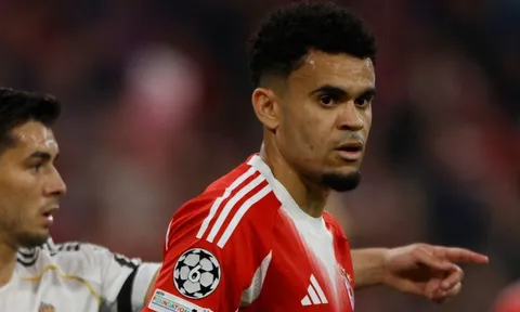 Diaz nói thẻ đỏ của Camavinga là chính xác