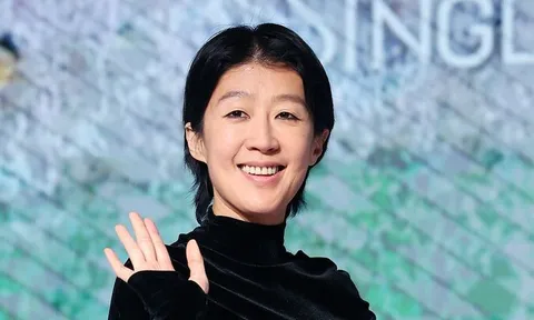 Ly hôn sau hơn 22 năm gắn bó, sao Hàn bất ngờ chọn cách sống khác lạ