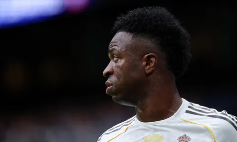 Tới lúc Real bán Vinicius?
