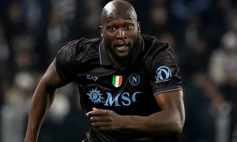 Lukaku bị rao bán với giá khó tin