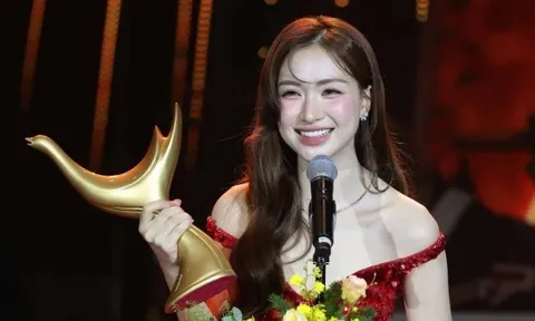 Hòa Minzy, Đình Bắc được vinh danh tại Giải thưởng Cống hiến 2025