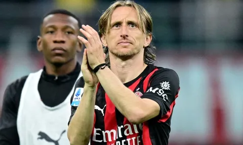 Đòi hỏi gây bất ngờ của Modric