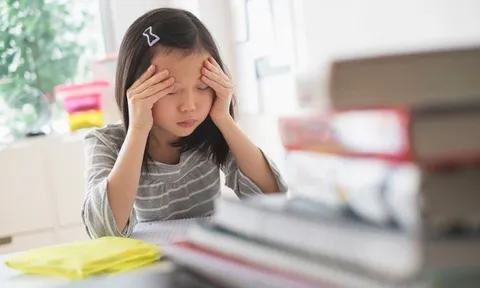 Khi con trẻ chọn im lặng: Cẩn trọng với cái giá phải trả rất đắt