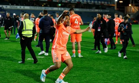 Coventry đổi đời nhờ Premier League