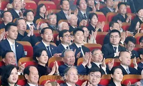 Tổng Bí thư, Chủ tịch nước dự Chương trình nghệ thuật hữu nghị Việt-Trung