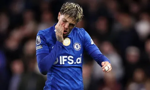 CĐV Chelsea phẫn nộ với màn trình diễn của Garnacho trước MU