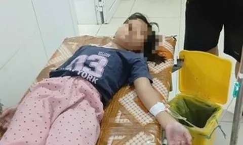 Hơn 20 người nhập viện sau ăn bánh mì ở Nghệ An, Bộ Y tế vào cuộc