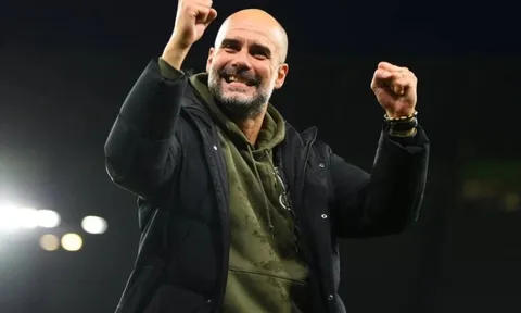 Man City giữ chân Pep bằng bom tấn đắt kỷ lục