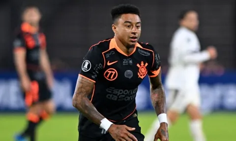 Lingard giải cơn khát bàn thắng