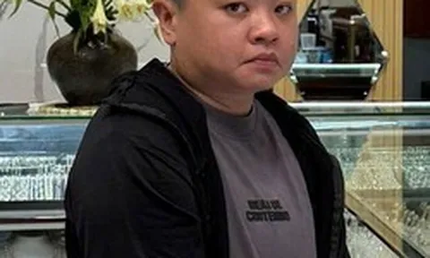 Công an kiểm tra giao dịch chuyển khoản 745 triệu đồng vào tài khoản Vietcombank với nội dung "mua vàng"